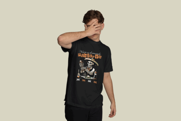Camiseta Nunca es demasiada pimienta